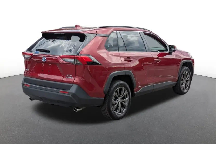 2022 Toyota RAV4 Hybrid XLE Premium photo 1