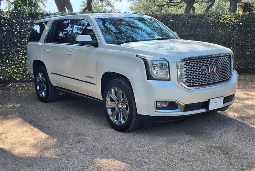 2015 Gmc Yukon Denali photo 1