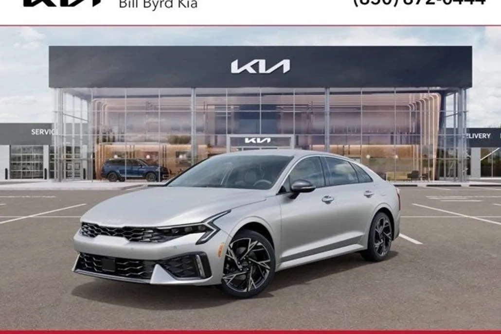 2025 Kia K5 GT-Line photo 1
