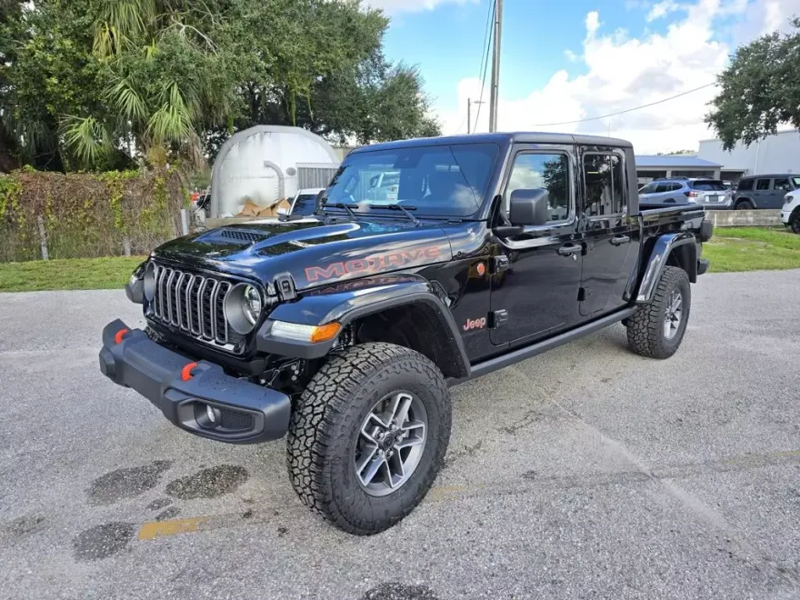 2025 Jeep Gladiator Mojave photo 1