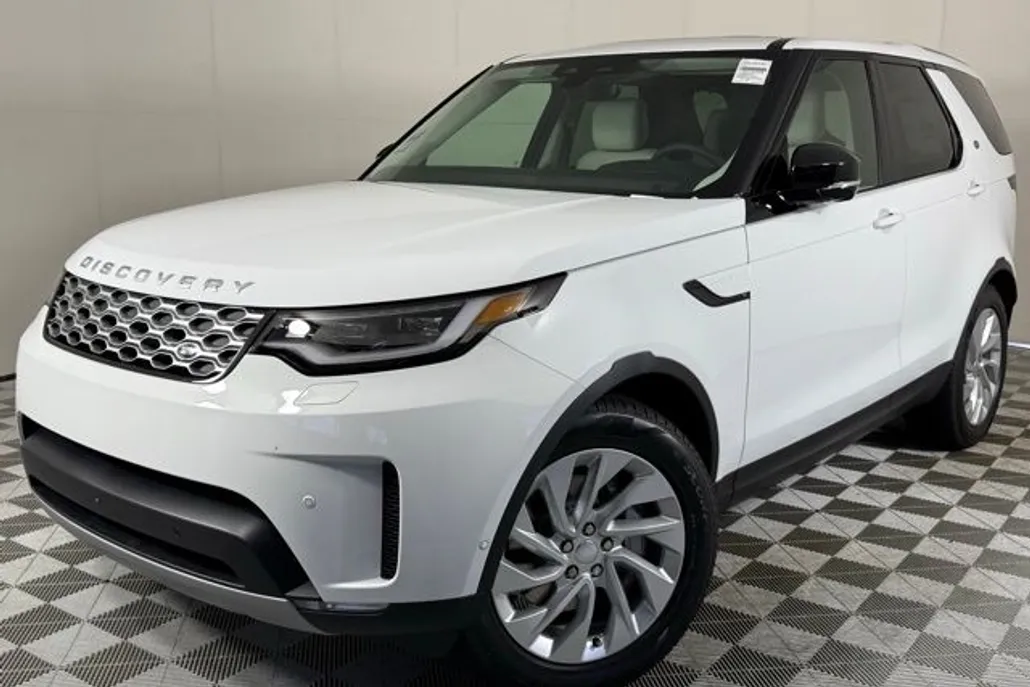 2025 Land Rover Discovery S photo 1