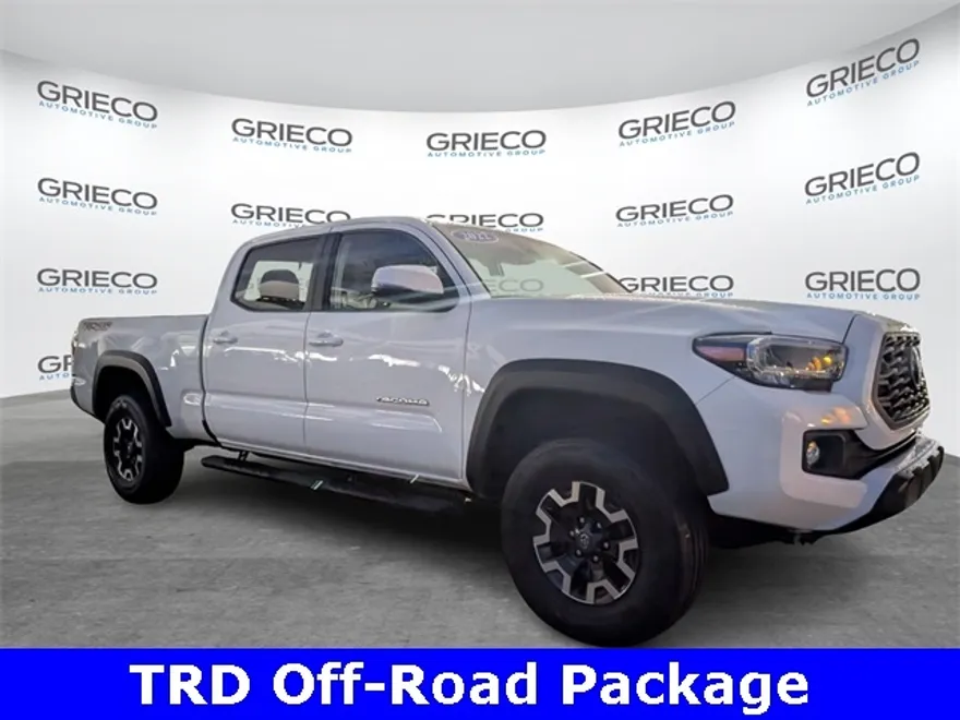 2022 Toyota Tacoma TRD Off-Road photo 1