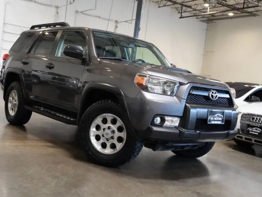 2010 Toyota 4Runner Trail photo 1