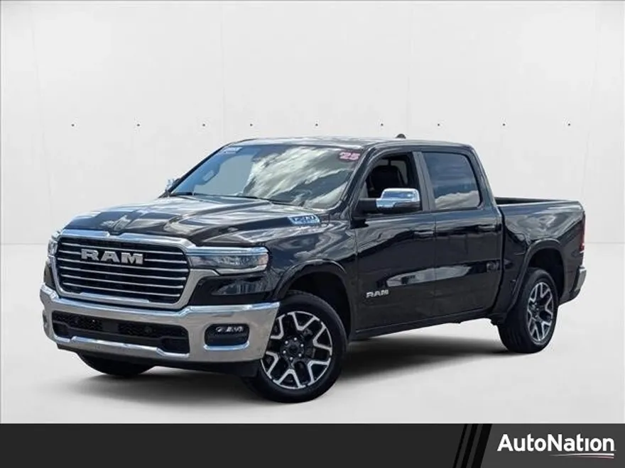 2025 Ram 1500 Laramie photo 1