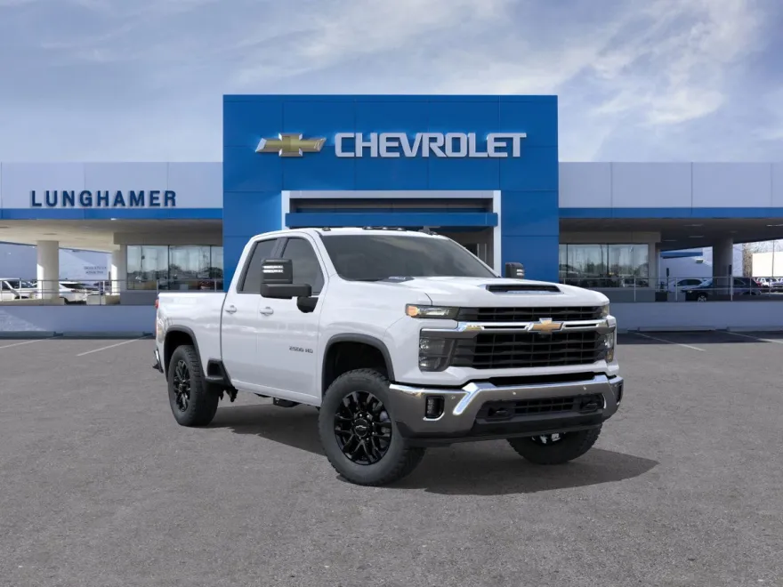 2026 Chevrolet Silverado 2500HD LT photo 1