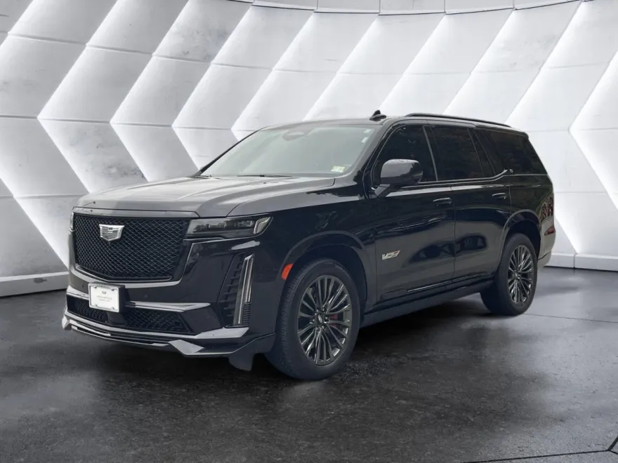 2023 Cadillac Escalade photo 1