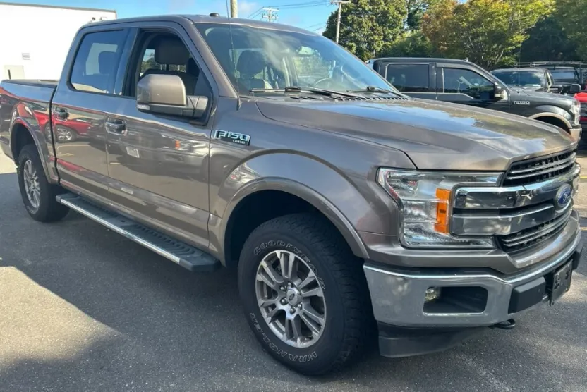 2018 Ford F-150 Lariat photo 1