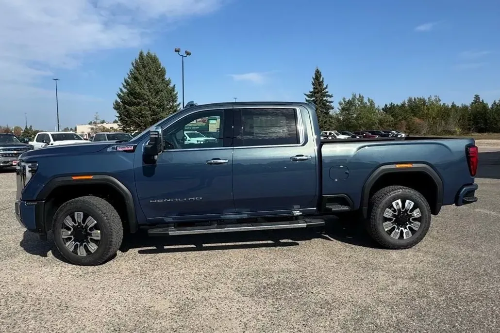 2026 Gmc Sierra 3500 HD Denali photo 1