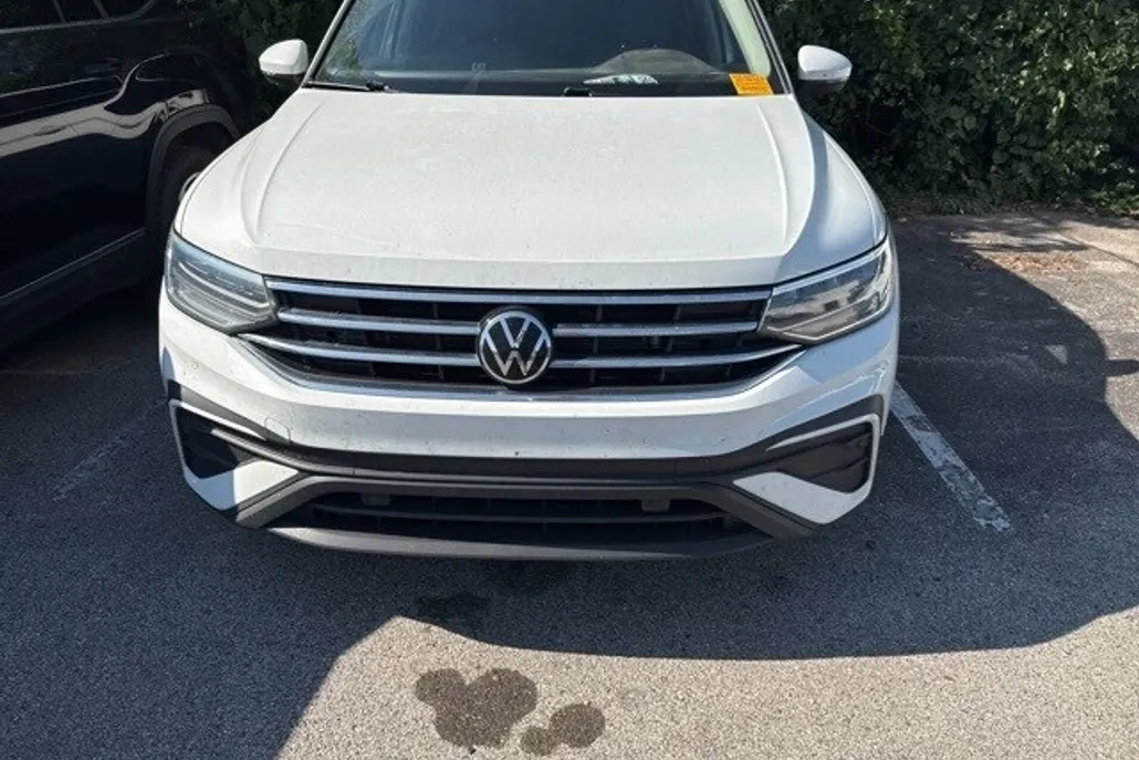 2023 Volkswagen Tiguan S photo 1