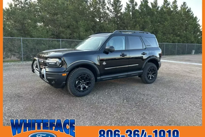 2025 Ford Bronco Sport Outer Banks photo 1