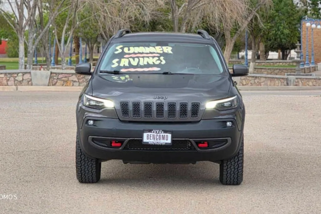 2019 Jeep Cherokee Trailhawk photo 1