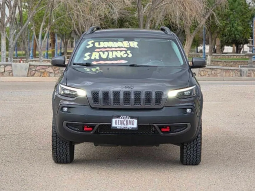 2019 Jeep Cherokee Trailhawk photo 1