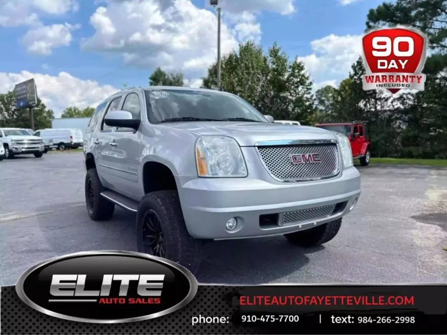 2010 Gmc Yukon Denali photo 1