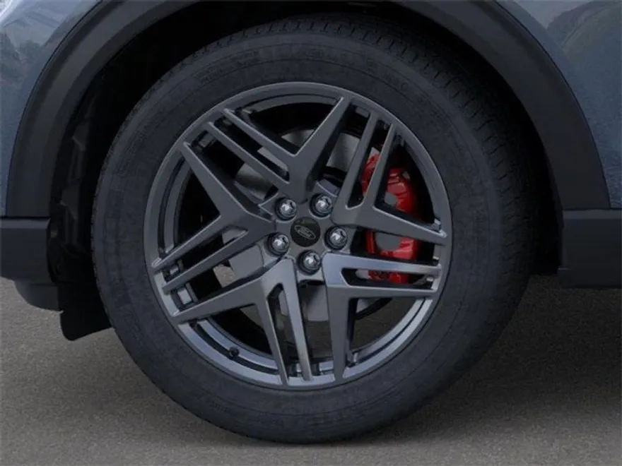 2025 Ford Explorer ST photo 1