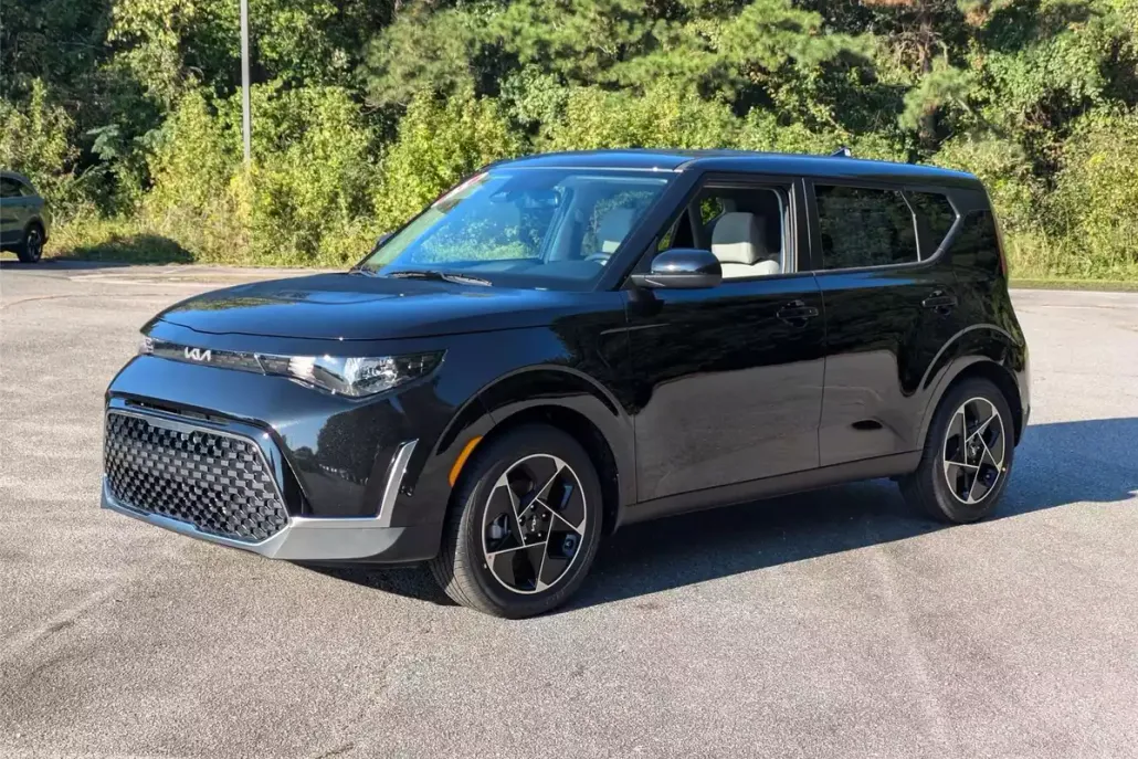 2025 Kia Soul EX photo 1