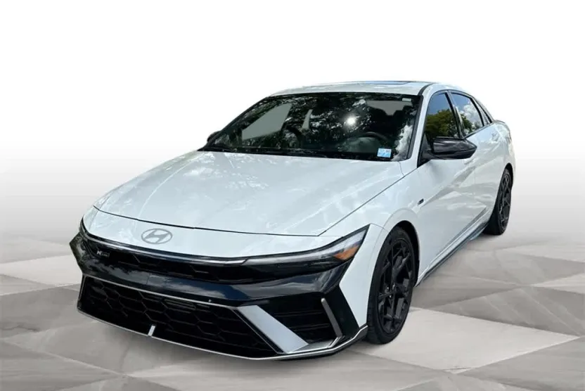 2024 Hyundai Elantra N Line photo 1