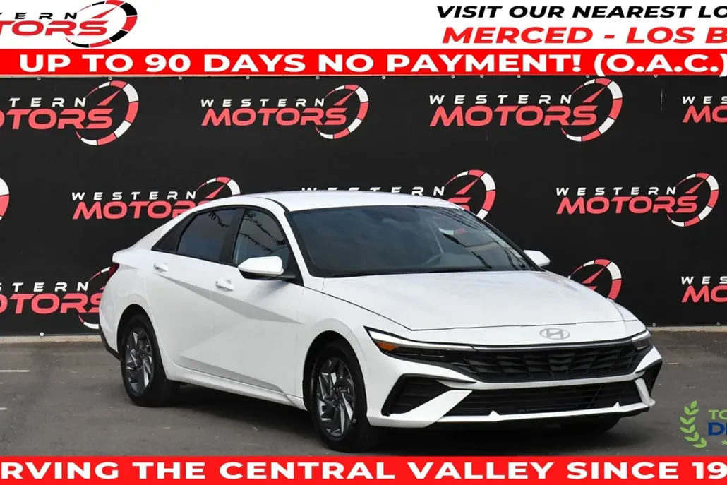2024 Hyundai Elantra SEL photo 1