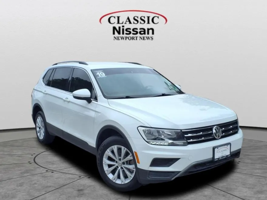 2019 Volkswagen Tiguan SE photo 1