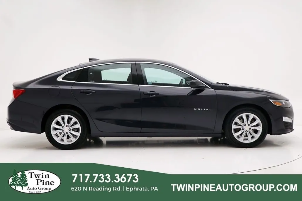 2023 Chevrolet Malibu 1LT photo 1