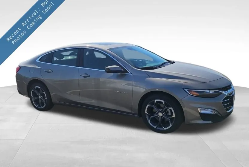 2024 Chevrolet Malibu 1LT photo 1