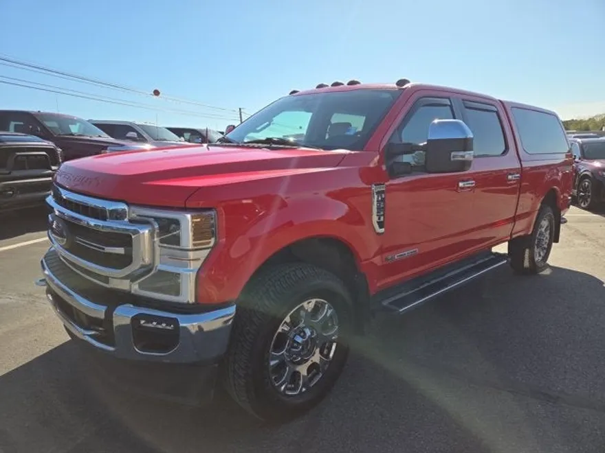 2021 Ford F-350 Lariat photo 1