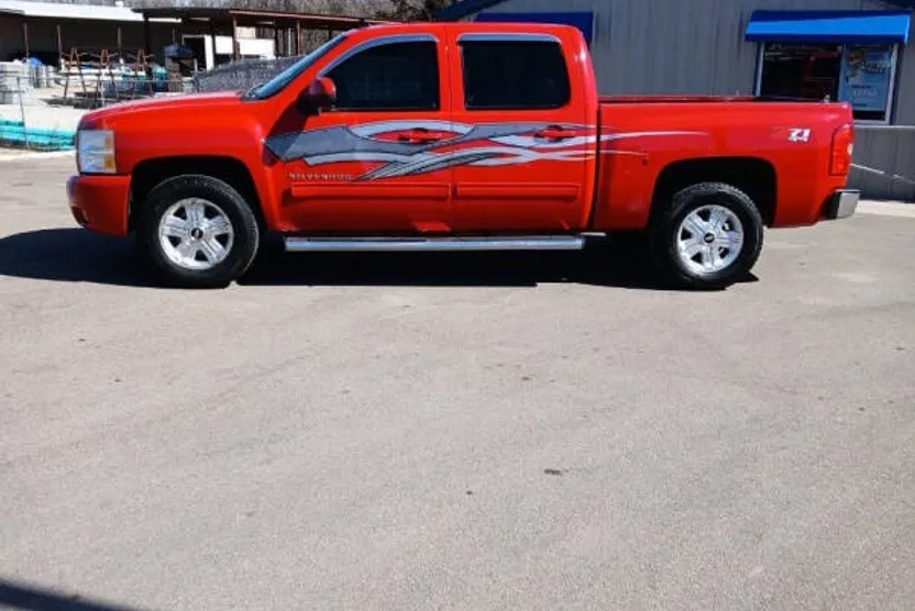 2013 Chevrolet Silverado 1500 LTZ photo 1