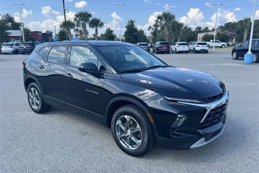 2023 Chevrolet Blazer 2LT photo 1