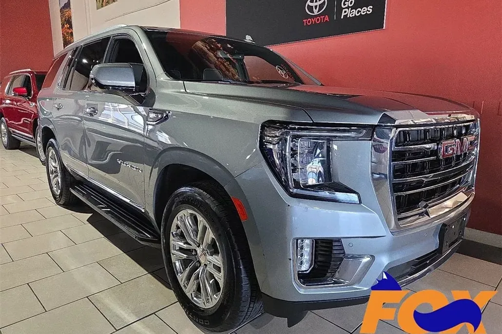 2023 Gmc Yukon SLT photo 1