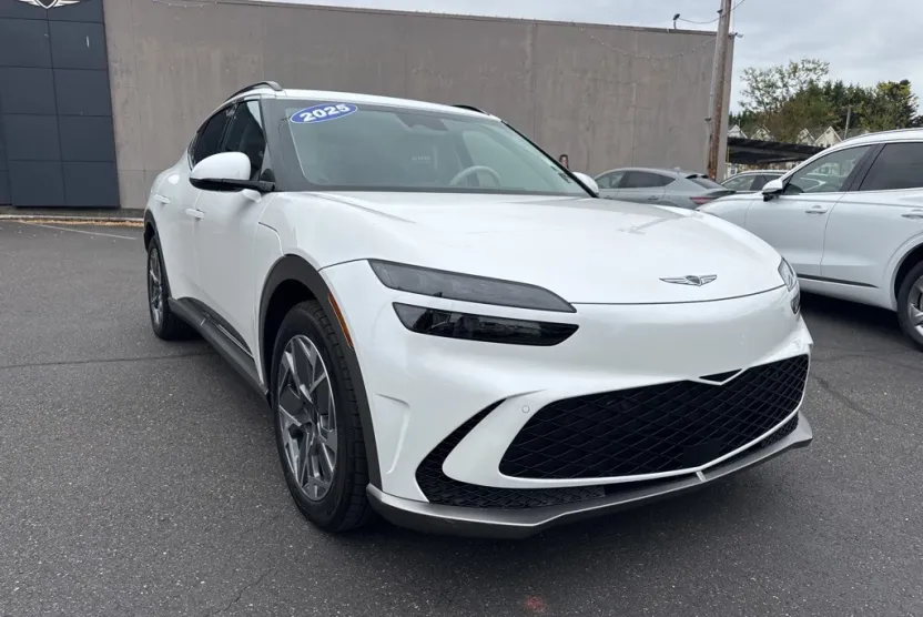 2025 Genesis GV60 Advanced AWD photo 1