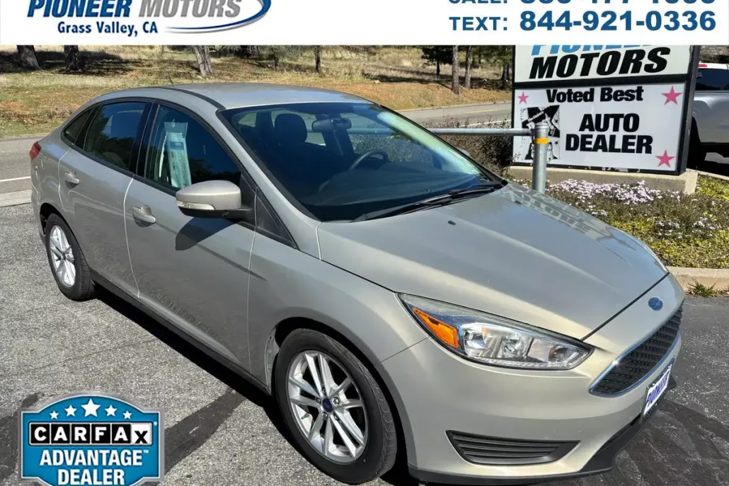 2016 Ford Focus SE photo 1