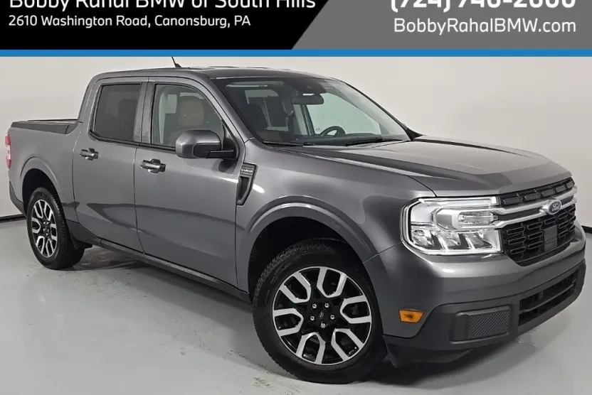 2022 Ford Maverick Lariat photo 1