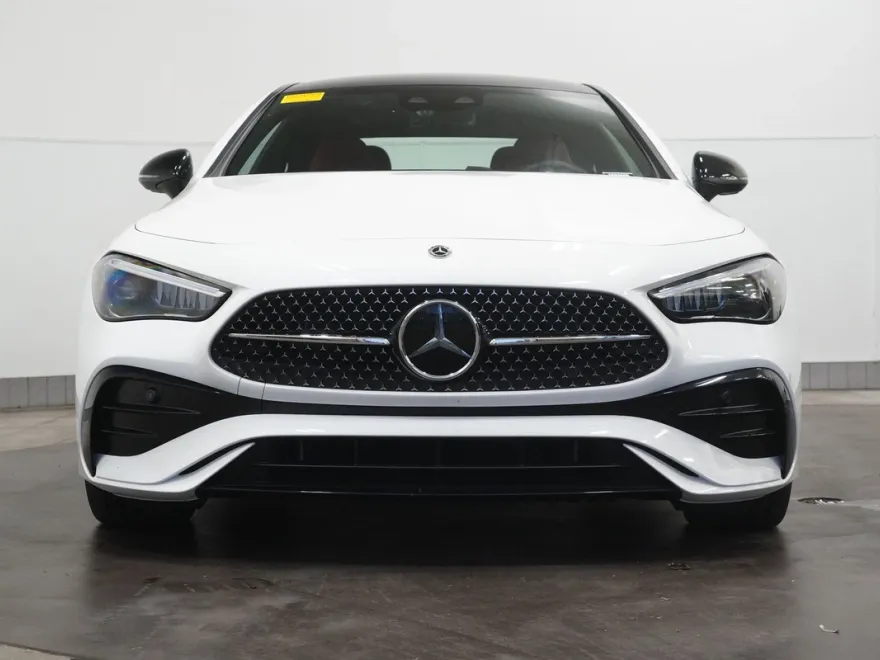 2024 Mercedes Benz CLE 300 4MATIC Coupe photo 1