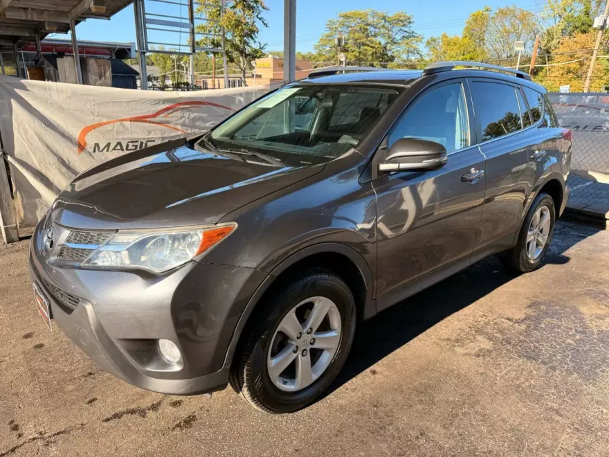 2014 Toyota RAV4 XLE Sport photo 1