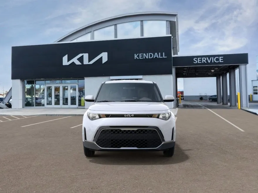 2025 Kia Soul LX photo 1