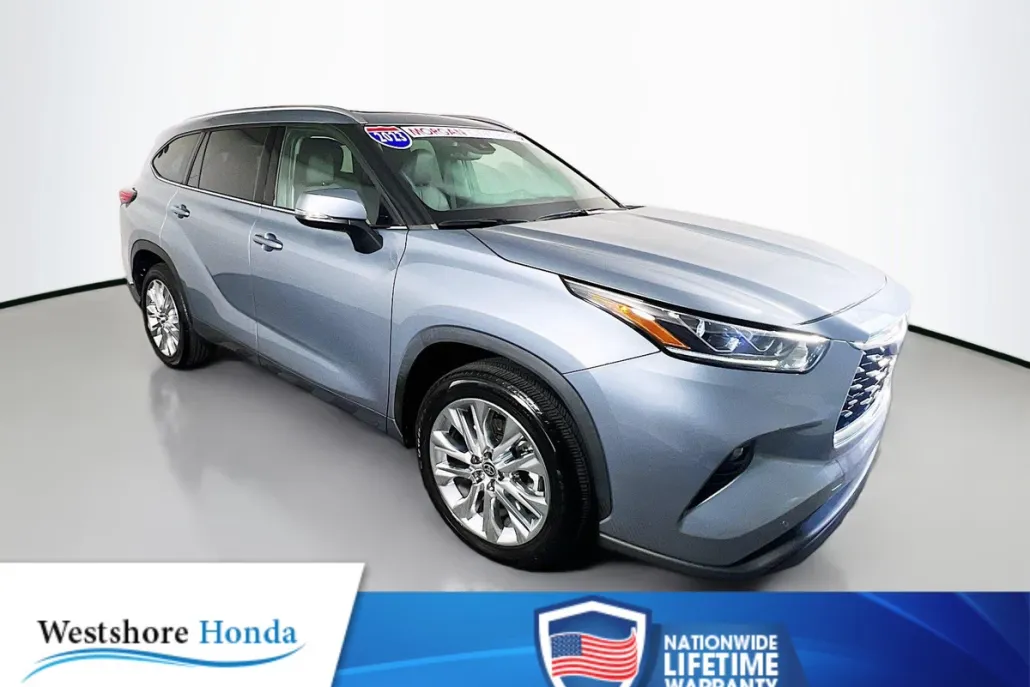 2023 Toyota Highlander Limited photo 1