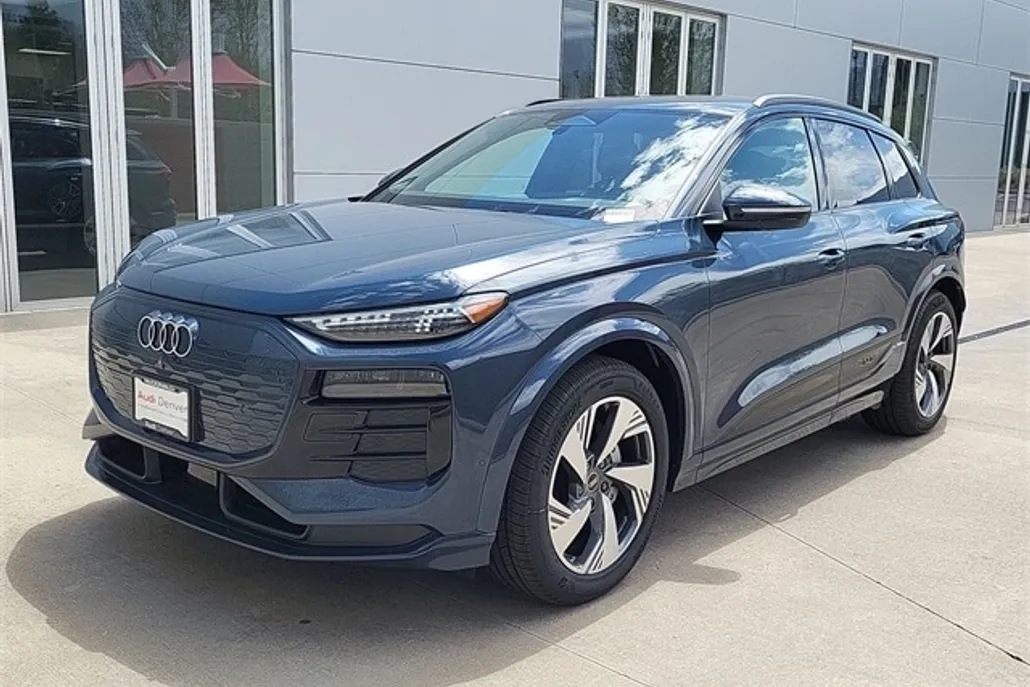 2025 Audi Q6 E-tron Prestige photo 1