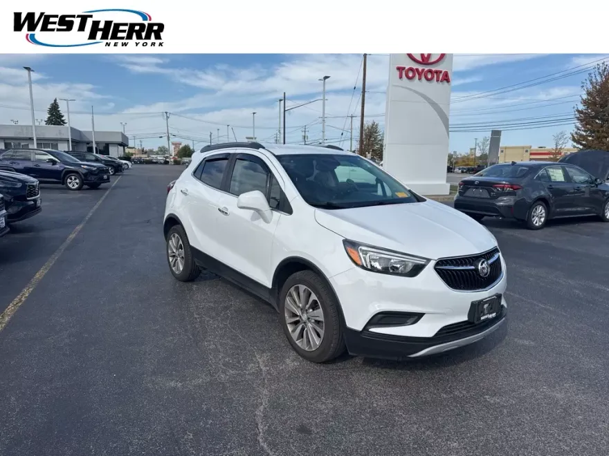 2020 Buick Encore Preferred photo 1