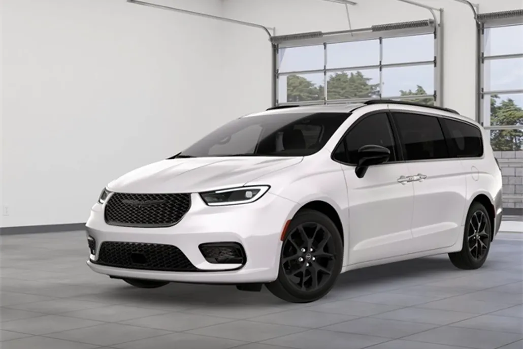 2026 Chrysler Pacifica Limited photo 1