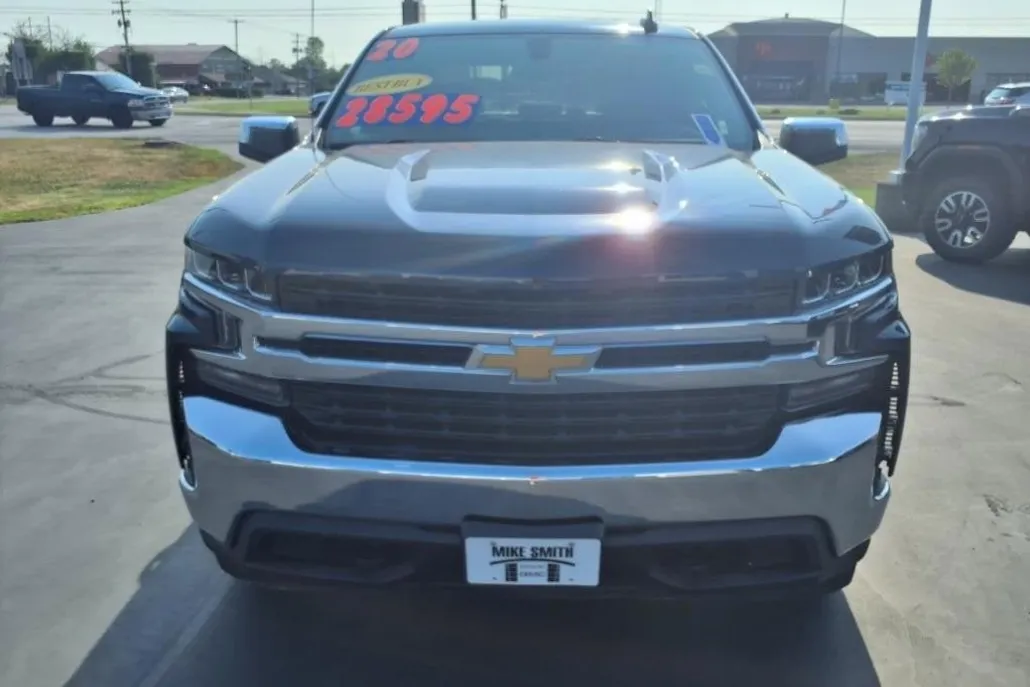 2020 Chevrolet Silverado 1500 LT photo 1