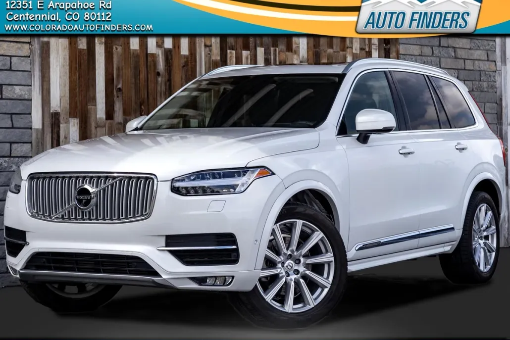 2017 Volvo XC90 T6 Inscription photo 1