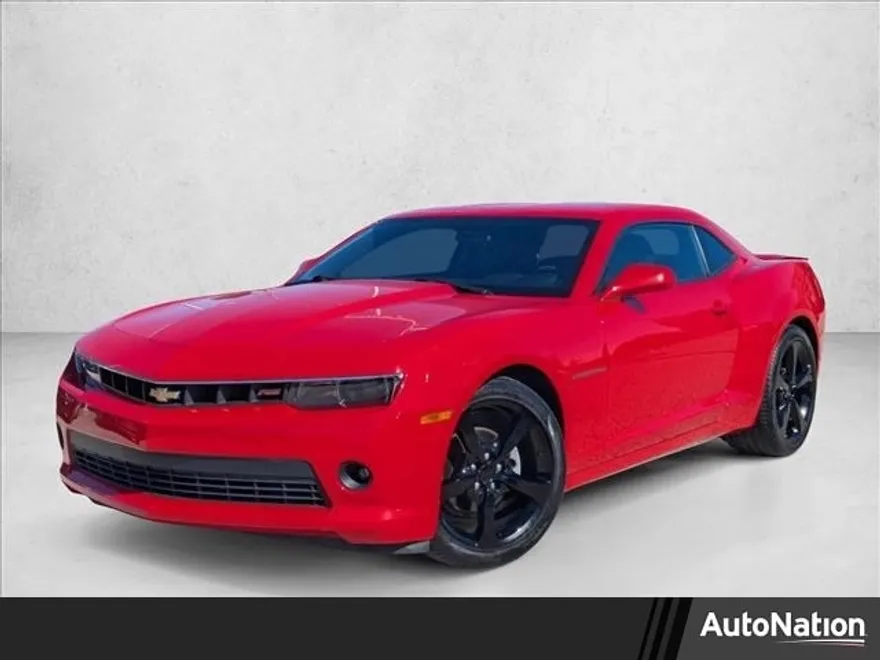 2015 Chevrolet Camaro 1LT photo 1