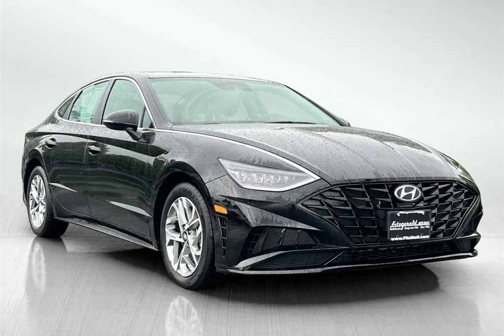 2023 Hyundai Sonata SEL photo 1
