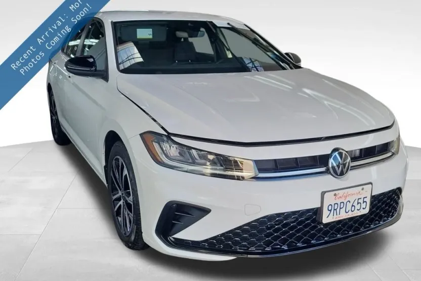 2025 Volkswagen Jetta 1.5T Sport photo 1