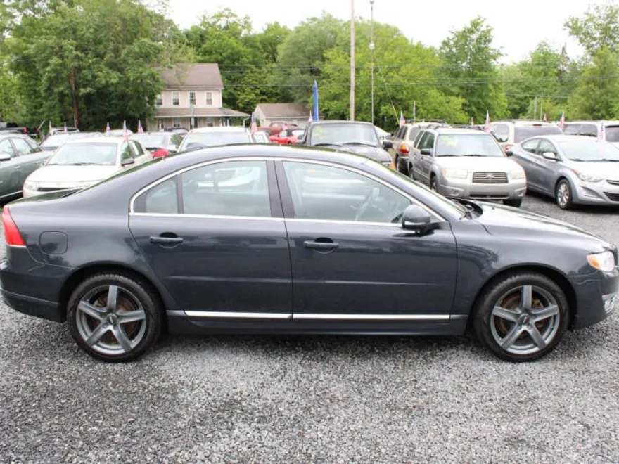 2015 Volvo S80 T6 Platinum photo 1