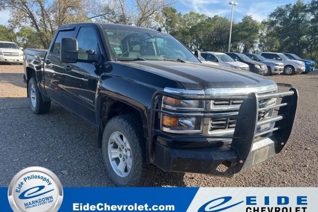 2014 Chevrolet Silverado LT photo 1