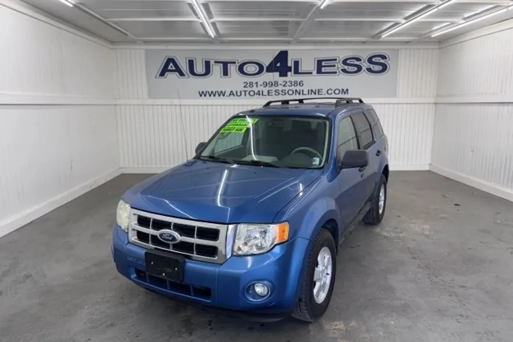2009 Ford Escape XLT Sport photo 1