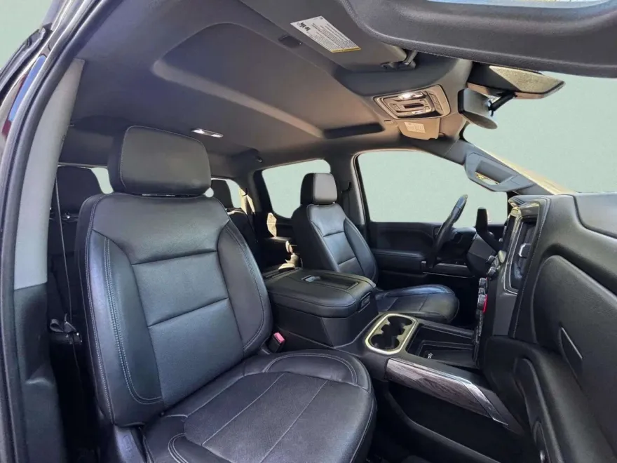 2019 Chevrolet Silverado 1500 LTZ photo 1