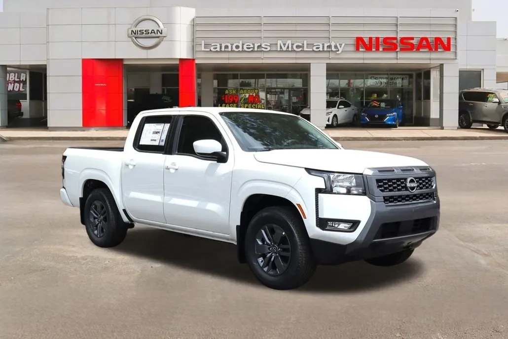 2025 Nissan Frontier SV photo 1