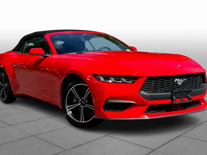 2024 Ford Mustang EcoBoost Convertible photo 1