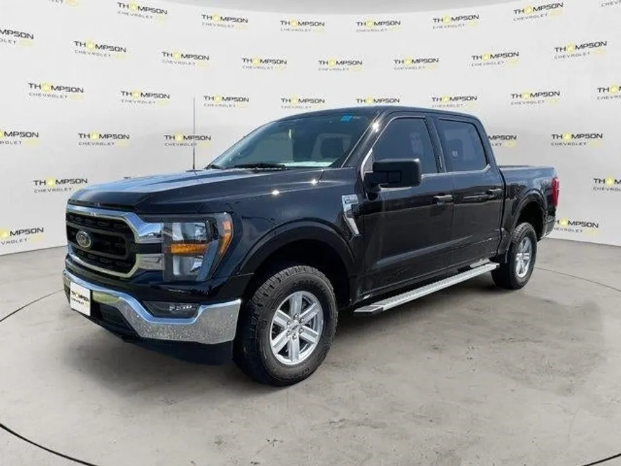 2023 Ford F-150 XL photo 1